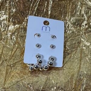 Melody Silver Ball Stud Earrings Set
